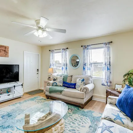 Charming Port Charlotte Home 4 Mi To Beach!